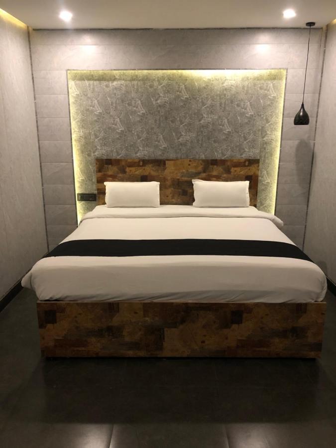 Aariv Inn Baga Beach 外观 照片